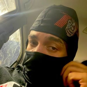 Meet your Posher, Devin